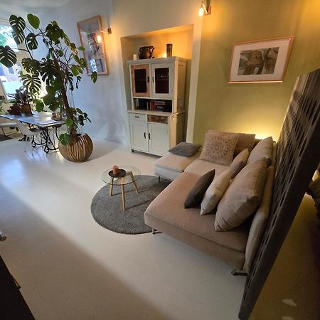 Slapen Aan De Sluis Lägenhet Utrecht Exteriör bild