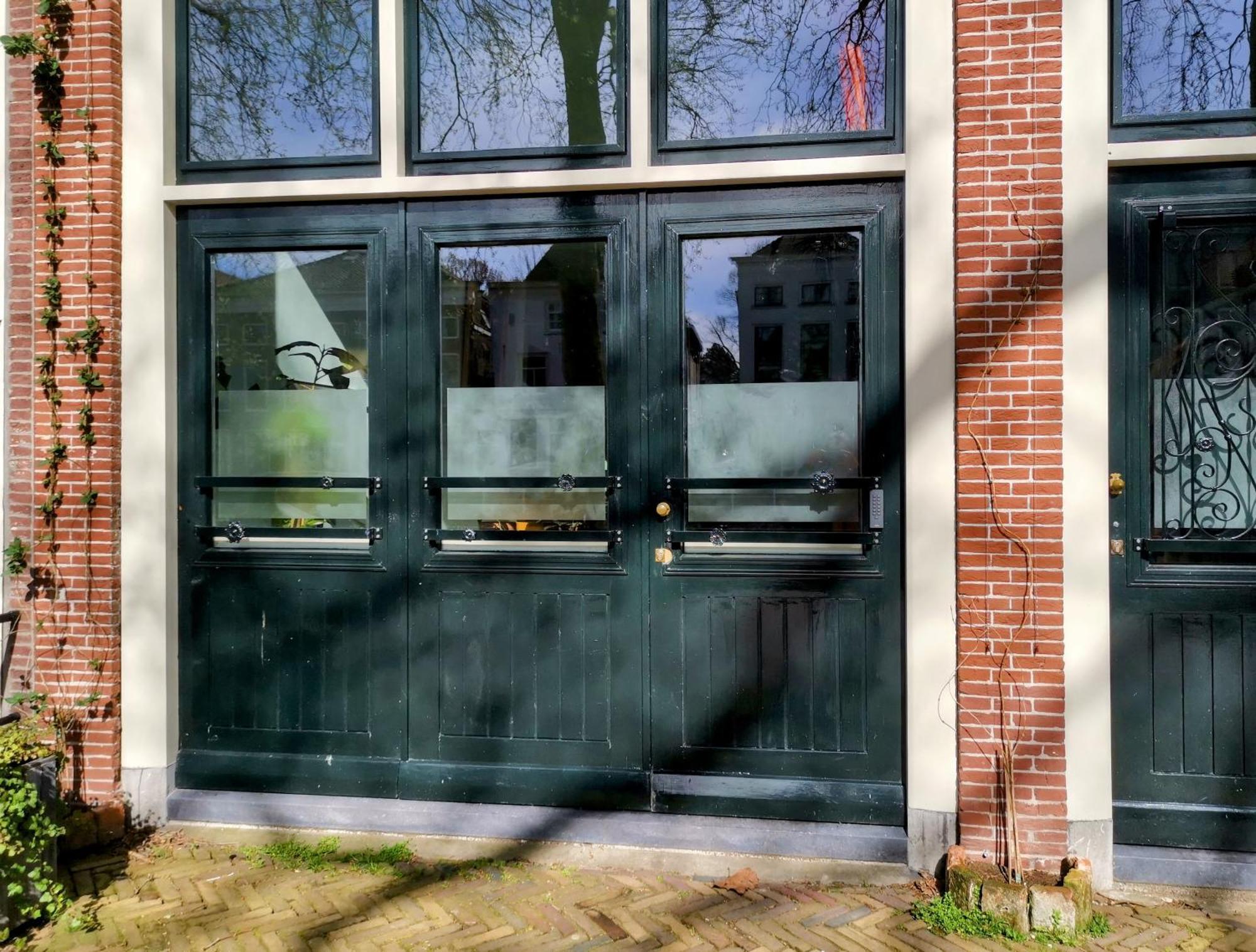 Slapen Aan De Sluis Lägenhet Utrecht Exteriör bild