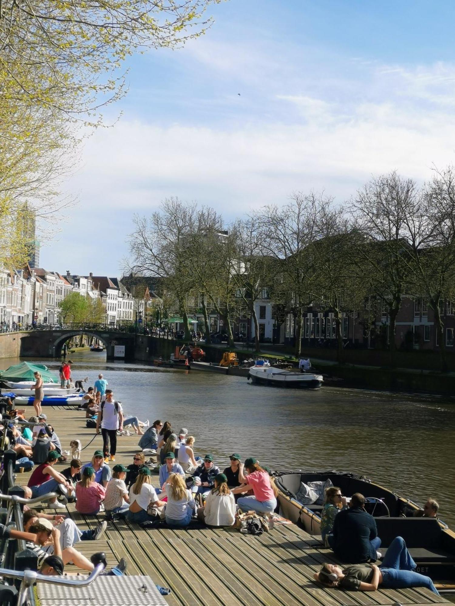 Slapen Aan De Sluis Lägenhet Utrecht Exteriör bild